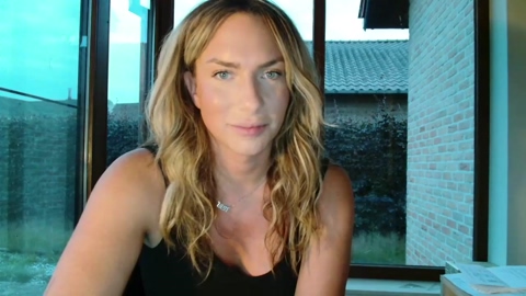 megan_coxxxx  06-07-2022